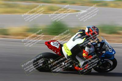 media/Apr-30-2023-CRA (Sun) [[020fcf5d43]]/Race 14-400 Expert-Amateur Superbike/